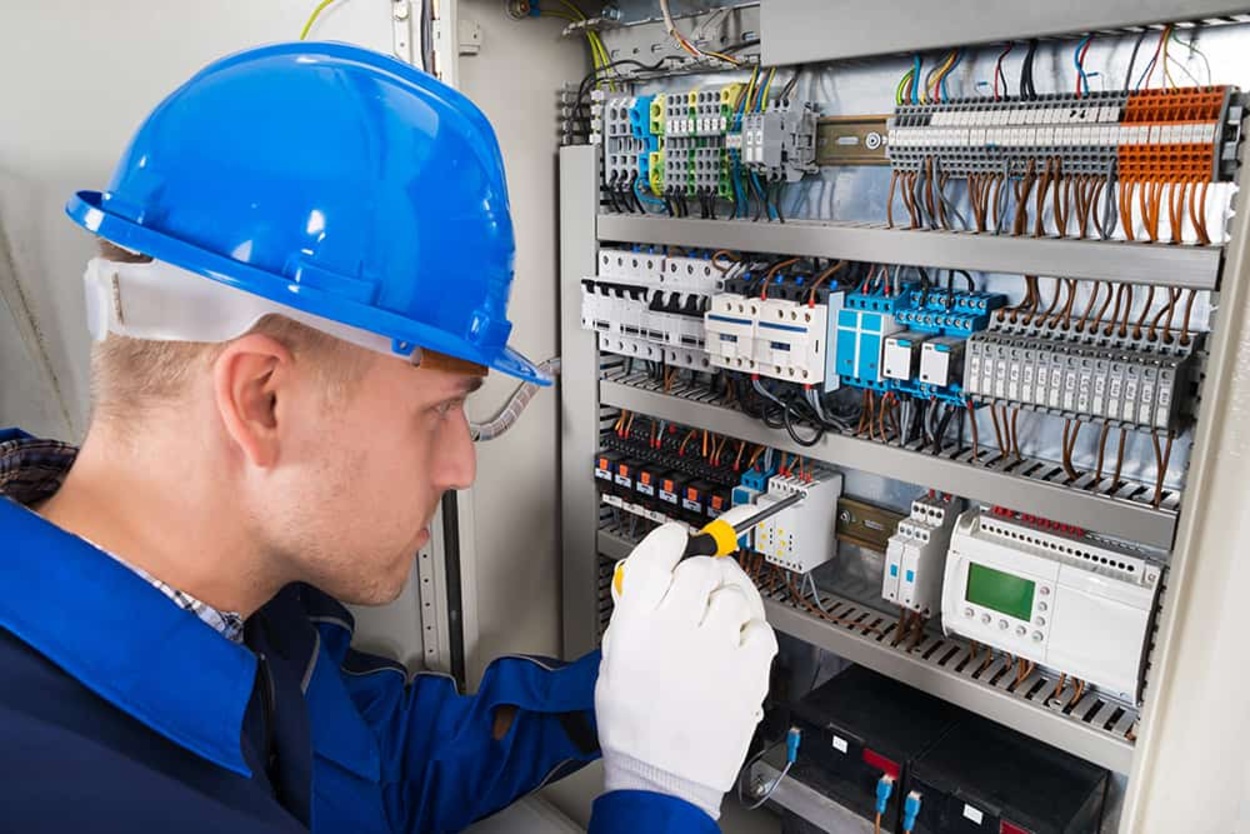 Monteur (m/w/d) bei Elektro-Heinrich in Schwegenheim