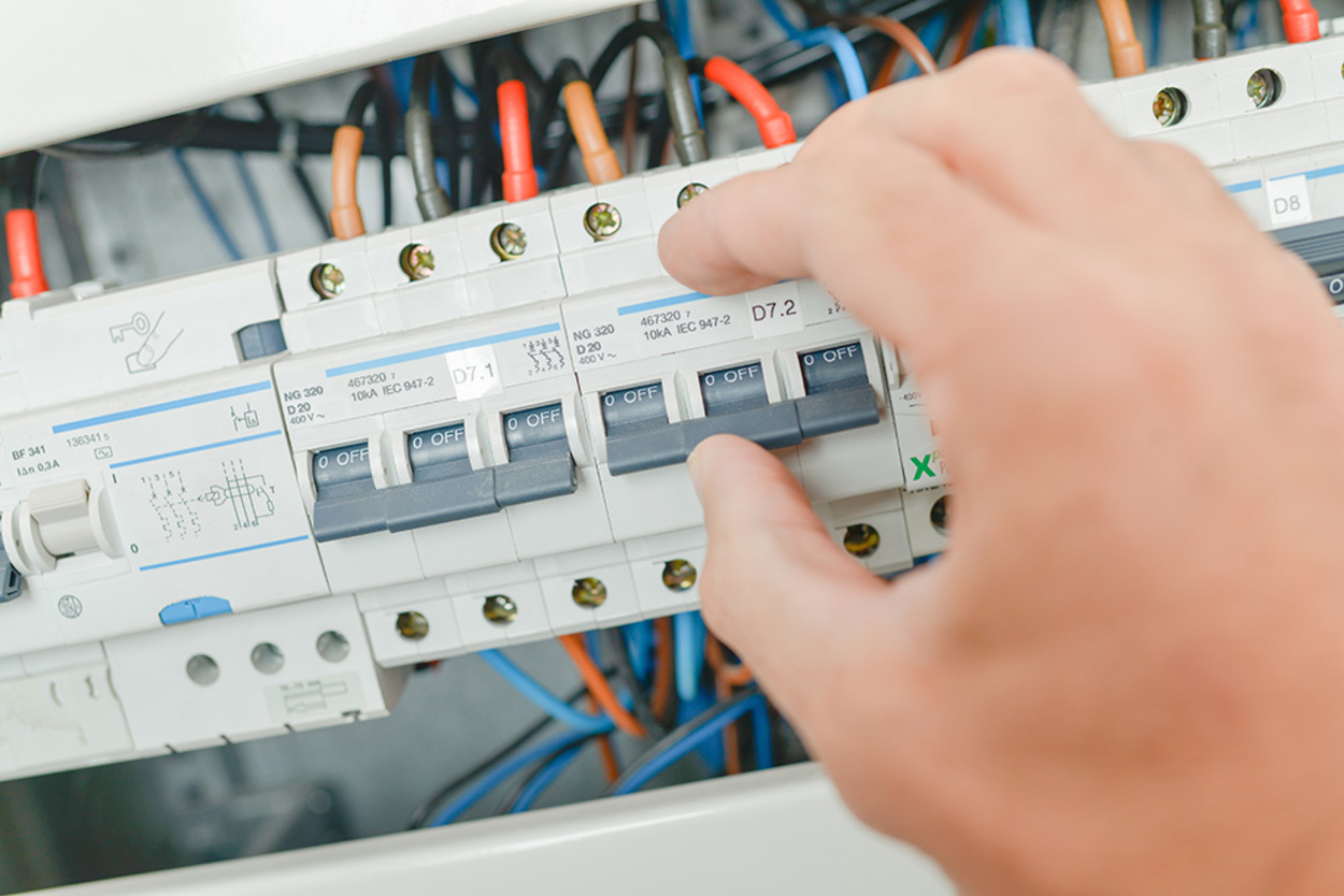 Elektro­installation bei Elektro-Heinrich in Schwegenheim